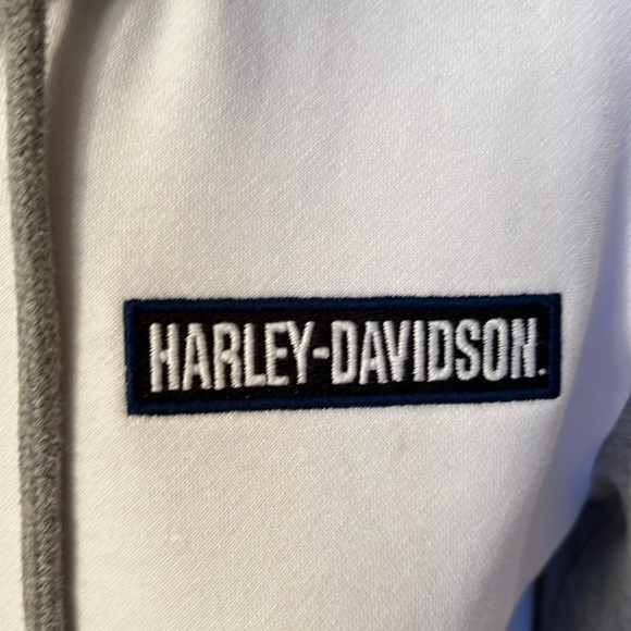 Harley Davidson women’s embroidered zip up hoodie. - Picture 5 of 14
